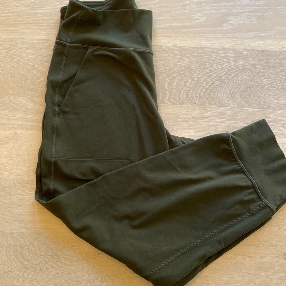 Lululemon cropped align jogger